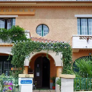  Bed & Breakfast Les Orangers France