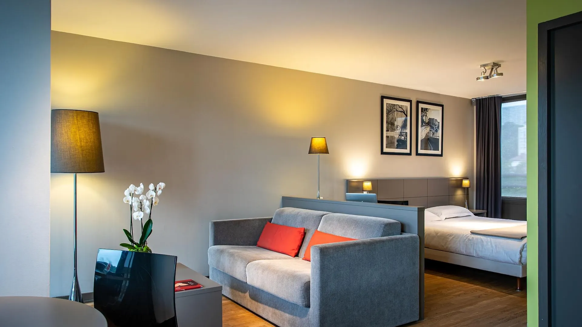 Aparthotel Adonis Lyon Dock Ouest Francia
